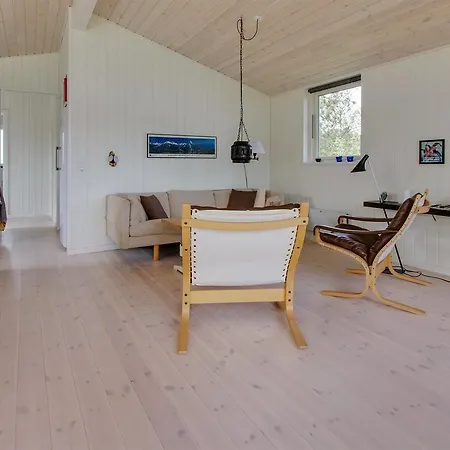 בית נופש Three-bedroom Holiday In *