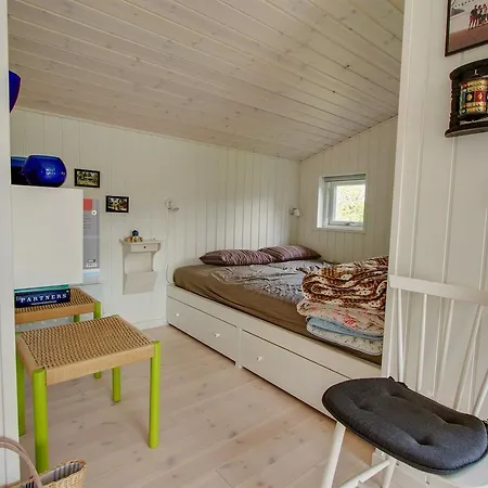 בית נופש Three-bedroom Holiday In *